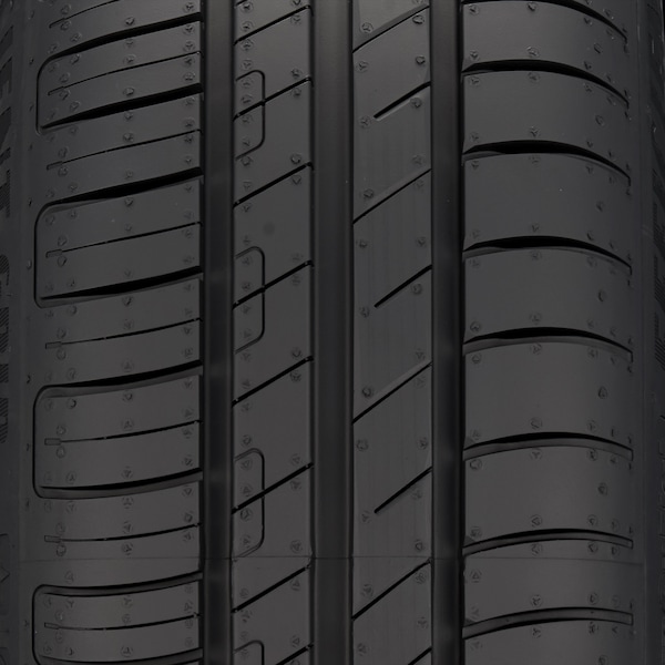 Goodyear Efficient Grip Performance RunOnFlat wheel image