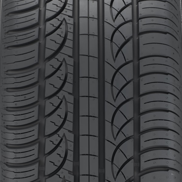 Pirelli P Zero Nero All Season Run Flat wheel image