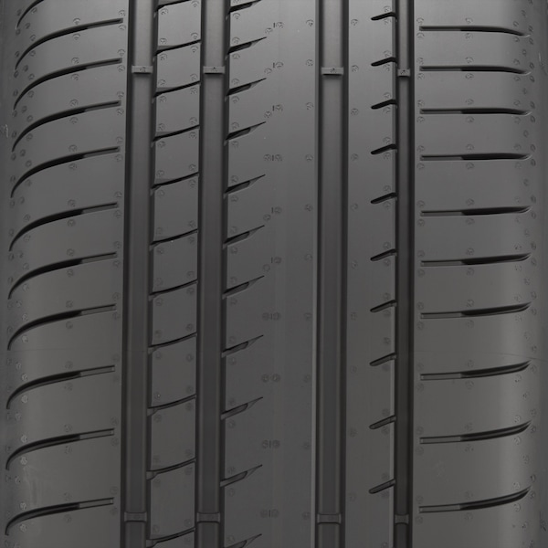 Goodyear Eagle F1 Asymmetric 5 RunOnFlat tire image