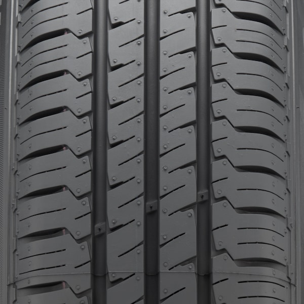 Hankook Vantra LT tire image