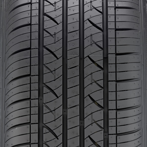 Nexen Classe Premiere CP671 H tire image