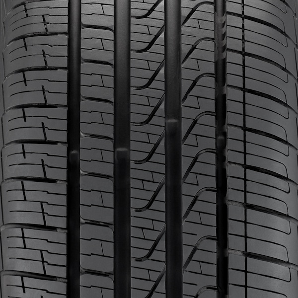 Pirelli Cinturato P7 All Season tire image