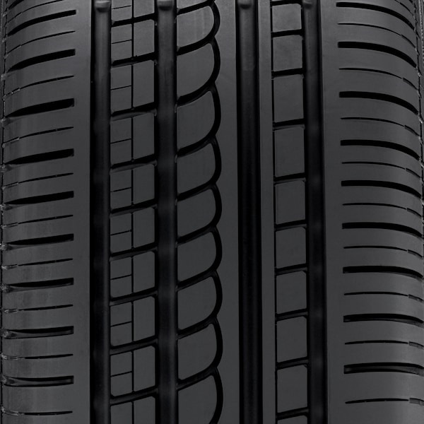 Pirelli P Zero Rosso tire image